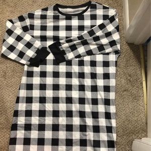 Size 24ish long sleeve, knee length black and white check dress